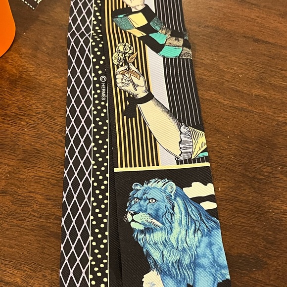 Hermes twilly with box and tag - Picture 6 of 8